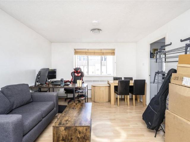 Studio for rent in Mill Quay, Isle Of Dogs