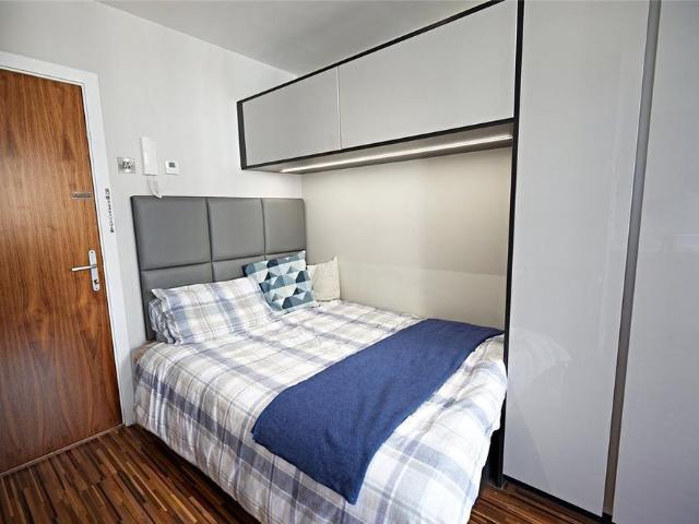Studio for rent in City Centre, Georgia