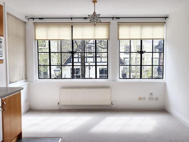 Studio for rent in Royal Tunbridge Wells, Tunbridge Wells