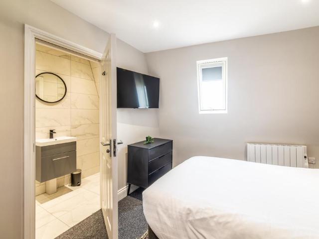 Flat for rent in Haddon, East Midlands