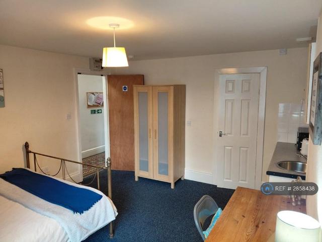 Flat for rent in Sutton Coldfield, Isle Of Man