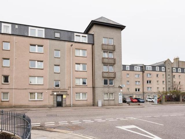 Flat for rent in Ballindoch, Scotland
