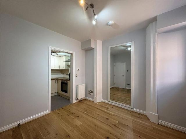 Studio for rent in Bridgwater, Somerset