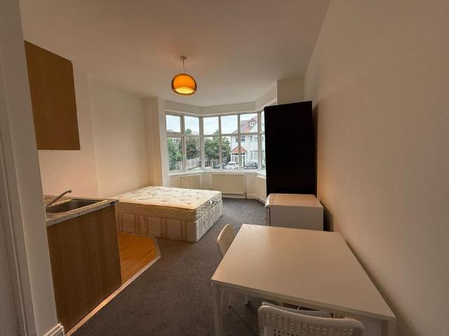 Studio for rent in London Borough of Barnet, Greater London