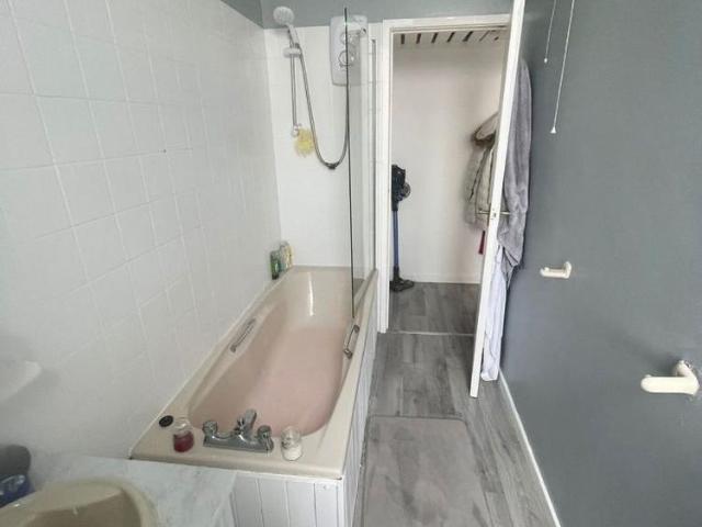Studio for rent in Troy Town, Rochester