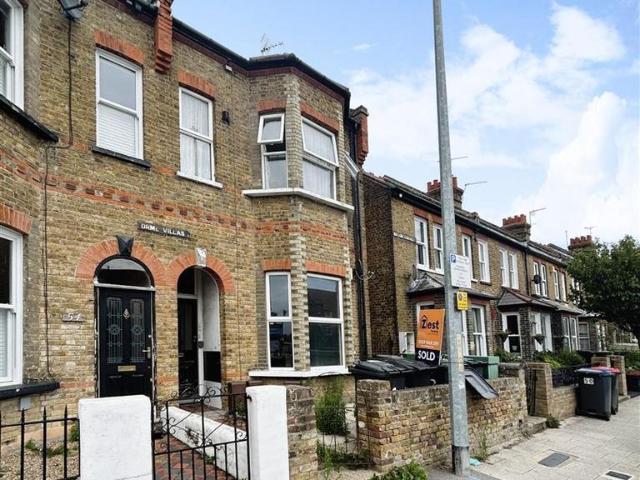 Flat for rent in Mickleburgh Hill, The Bridge
