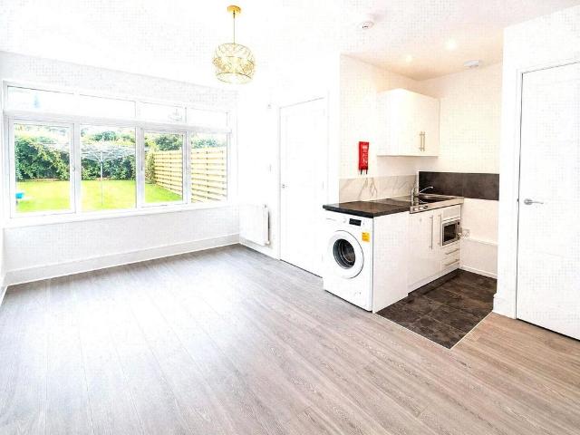 Flat for rent in Harlow, Essex