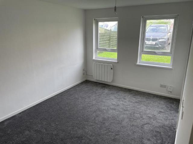 Studio for rent in Falcon Lodge, Wales