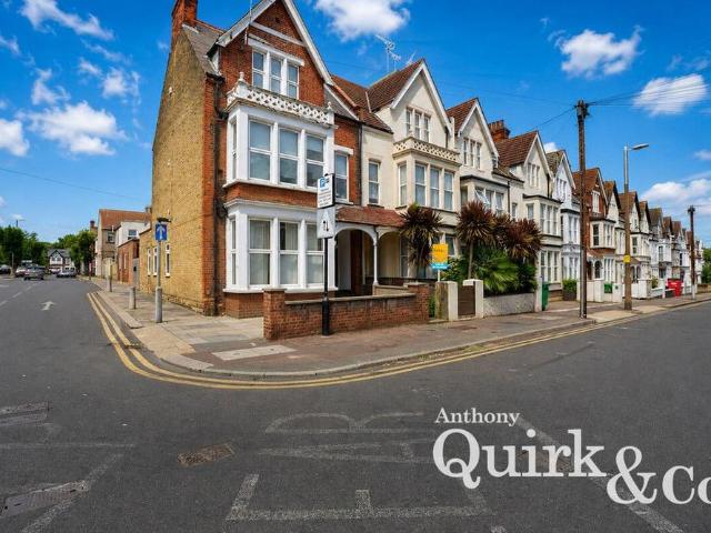 Studio for rent in Kursaal Estate, Alton Barnes