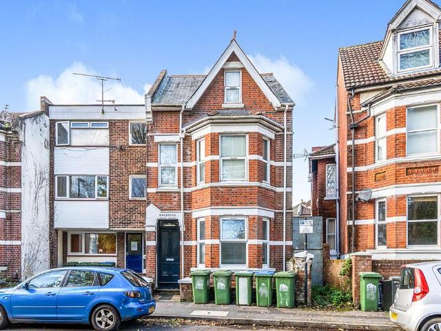 Flat for rent in Banister's Park, City Of Southampton