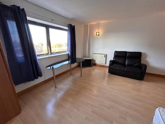 Studio for rent in City Centre, Georgia