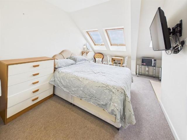 Studio for rent in Morice Town, Mount Wise