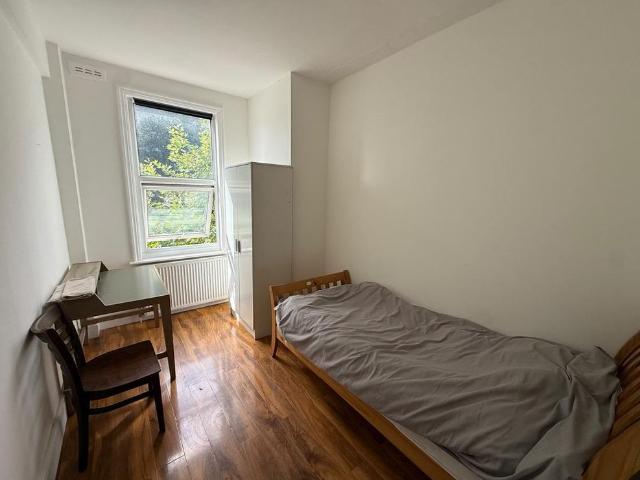 Studio for rent in London Borough of Hounslow, Greater London
