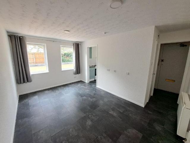 Studio for rent in Chipping Hill, Essex