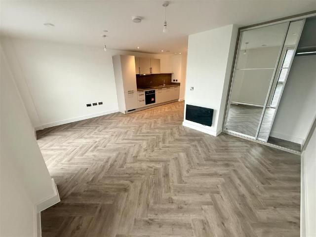 Flat for rent in New Normanton, East Midlands