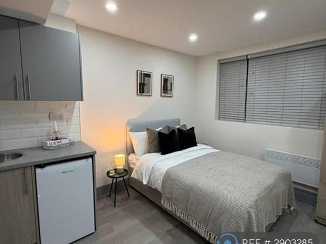 Studio for rent in Greater London