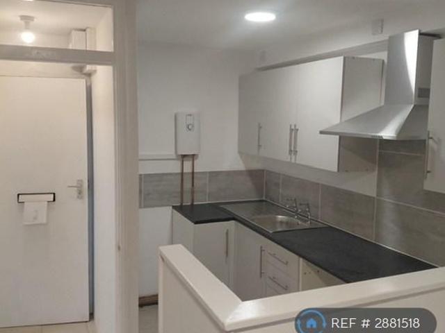 Studio for rent in Folkestone