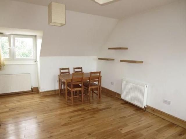 Studio for rent in Kingsbury, Greater London
