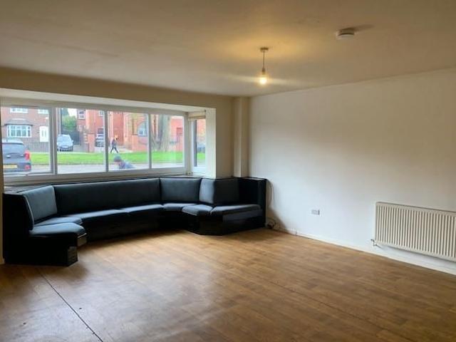 Studio for rent in Haddon, East Midlands