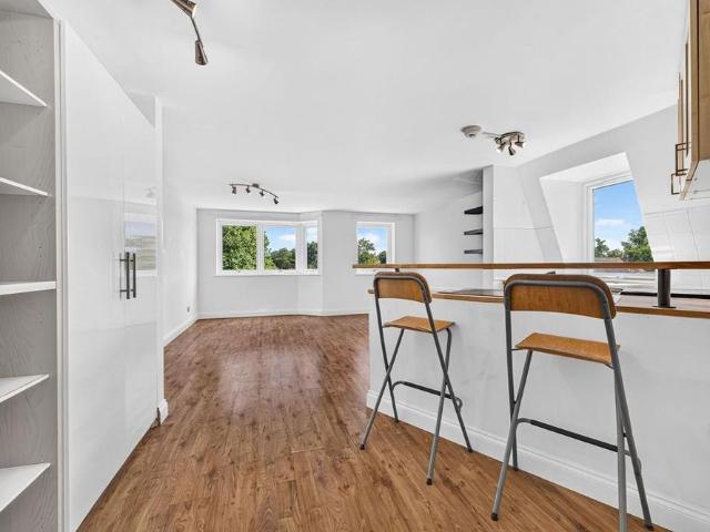 Studio for rent in Royal Borough of Kingston upon Thames, Greater London