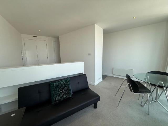 Studio for rent in Ladywood, West Midlands