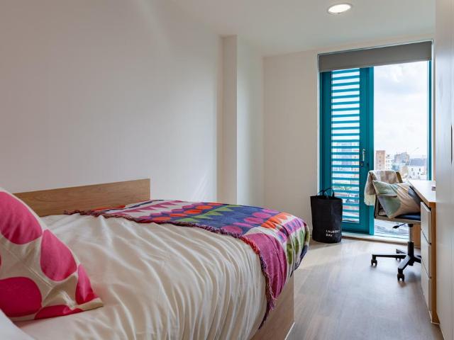 Flat for rent in Waun-wen, Nangreaves