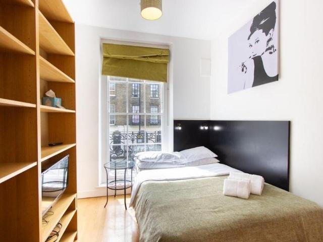 Studio for rent in Chalk Farm, Greater London
