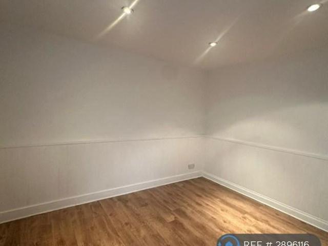 Flat for rent in Stoke Newington, Greater London