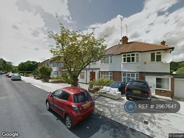 Flat for rent in Temple Fortune, Greater London