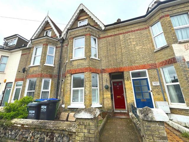 Flat for rent in Clapham, West Sussex