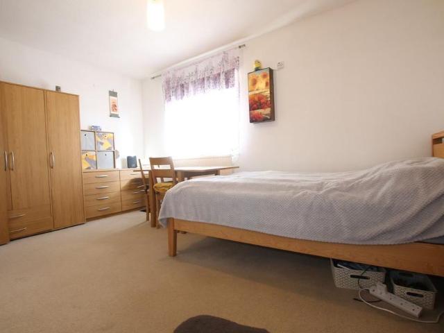 Studio for rent in Colnbrook with Poyle, Slough
