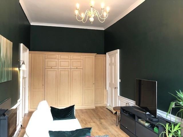Studio for rent in Silvermills, New Town