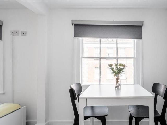 Studio for rent in Saint Pancras, Cat Hill