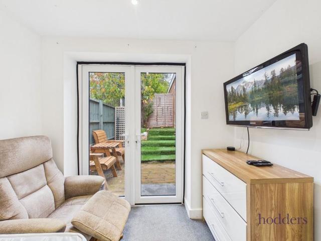 Studio for rent in Ottershaw, Runnymede
