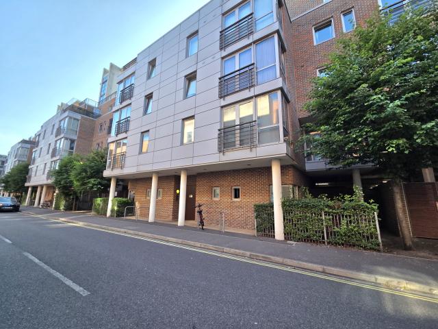 Studio for rent in Portsea, City Of Portsmouth