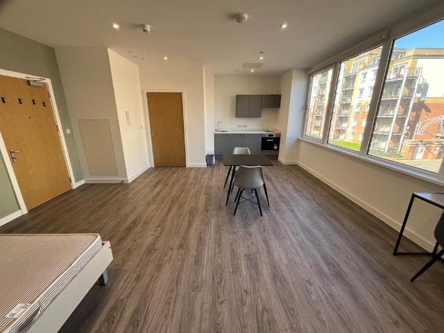 Studio for rent in Below Bar, Southampton