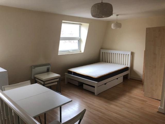 Studio for rent in Springvale Estate, Greater London