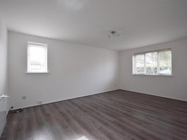 Flat for rent in Golders Green, Greater London