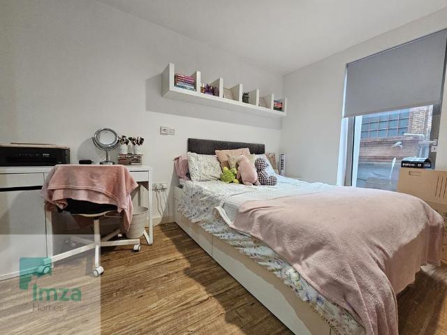Studio for rent in Ropewalks, Calderstones