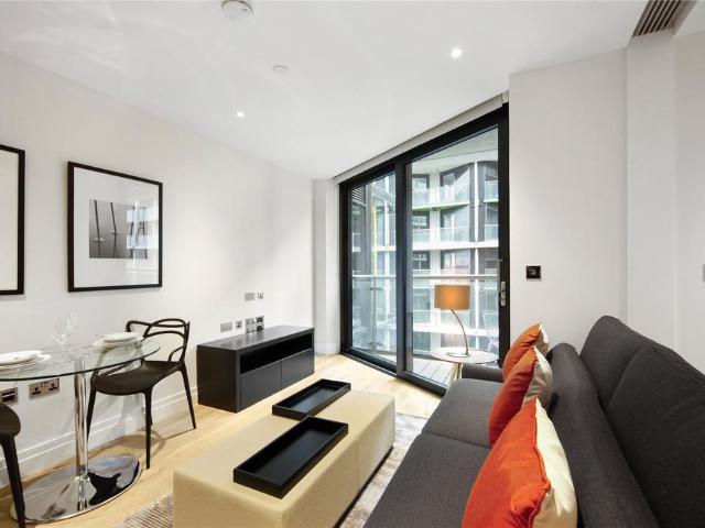 Flat for rent in Nine Elms, Greater London
