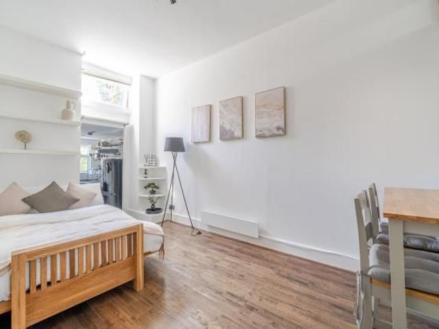 Studio for rent in London Borough of Camden, Greater London