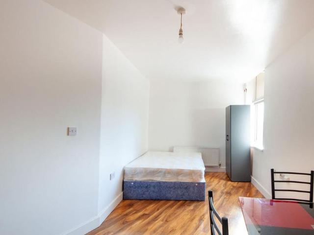 Studio for rent in Greater London