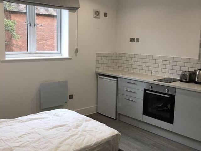 Studio for rent in Pitmaston, Worcestershire