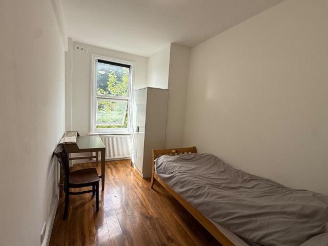 Studio for rent in London Borough of Hounslow, Greater London