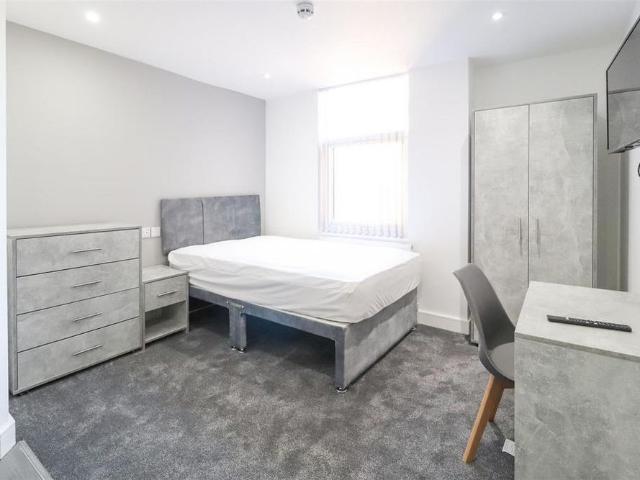 Studio for rent in Spon End, Coventry