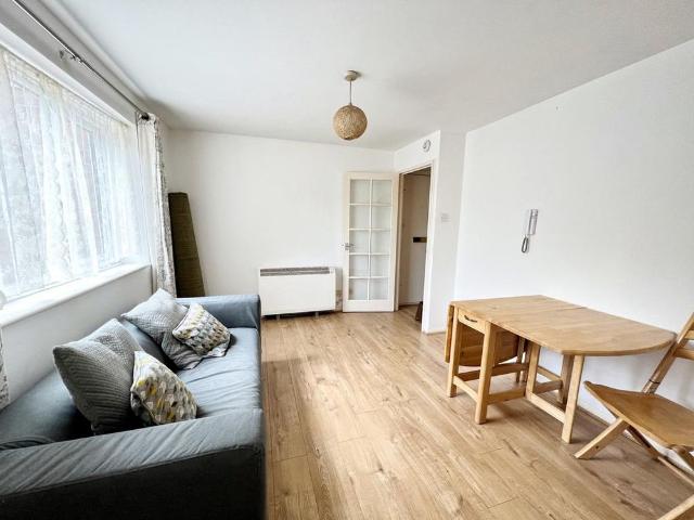 Studio for rent in London Borough of Lewisham, Greater London
