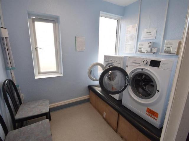 Studio for rent in Holgate, York