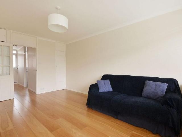 Studio for rent in Pimlico, Greater London