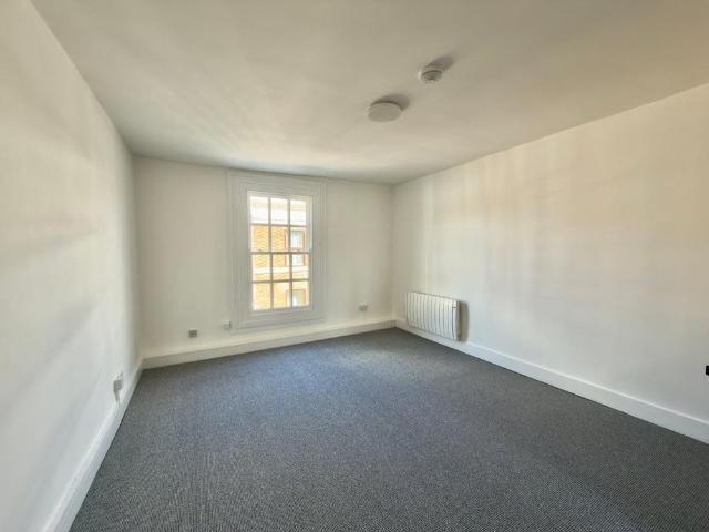Studio for rent in South Lynn, Brookville