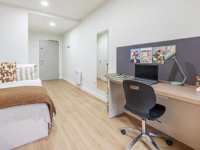 Studio for rent in Blythswood Hill, Scotland